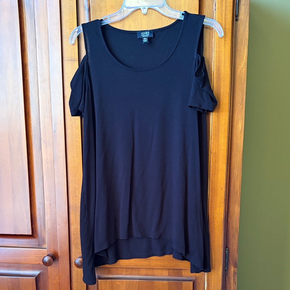 Black Jones New York Cold Shoulder Shirt
